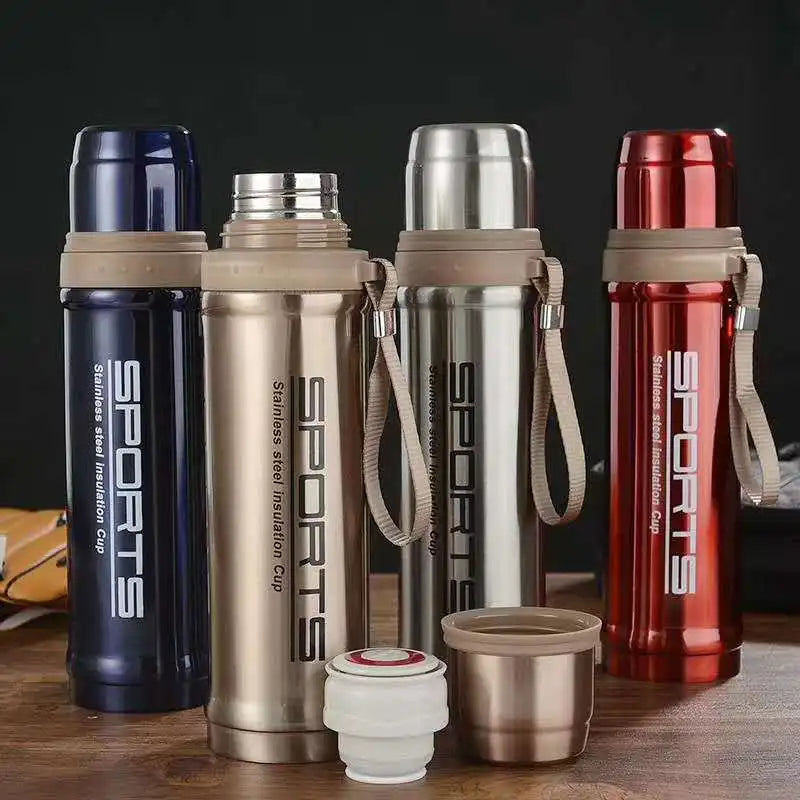 New Arrival 750ML Stainless Steel Bullet Shaped Thermos Cup Vacuum Flask Sustainable Insulated Water Bottle minimum order 10