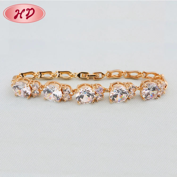 New Bracelets Et Bracelets Models Petals Shape Zircon Women Yellow Gold Hand Chain Fashion Jewelry Bracelet for Women. Minimum order 12