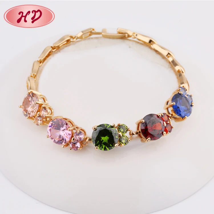 New Bracelets Et Bracelets Models Petals Shape Zircon Women Yellow Gold Hand Chain Fashion Jewelry Bracelet for Women. Minimum order 12