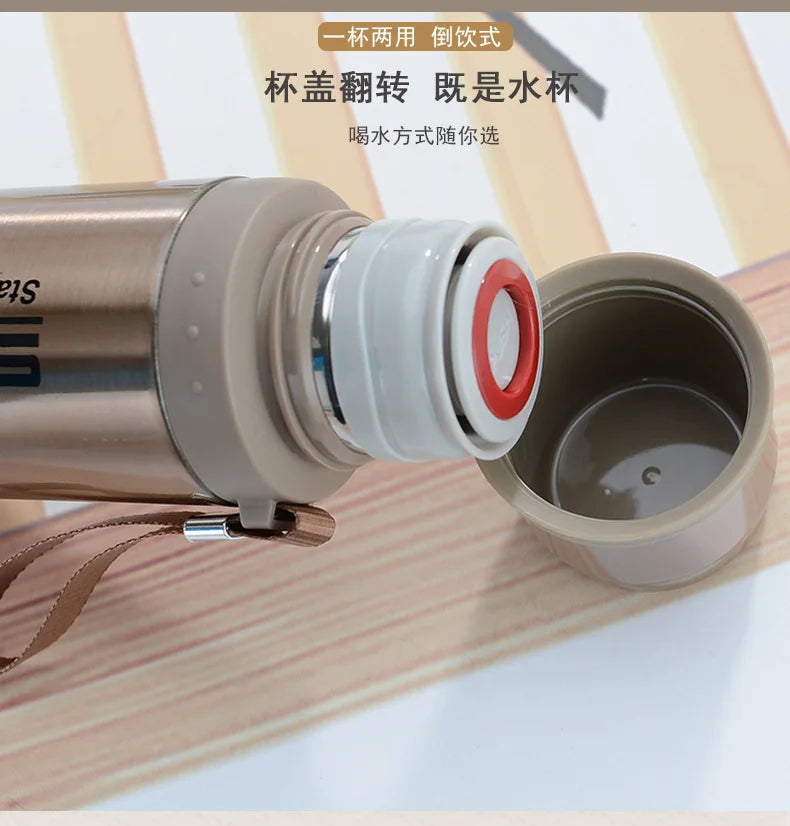 New Arrival 750ML Stainless Steel Bullet Shaped Thermos Cup Vacuum Flask Sustainable Insulated Water Bottle minimum order 10