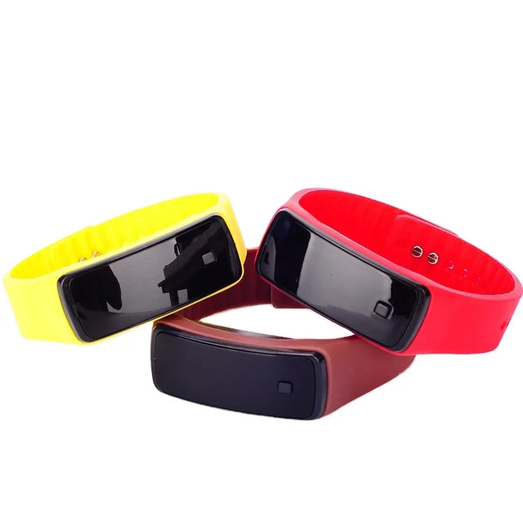 Custom logo Oem Odm Kids Children Watches for Boy Girls Led Digital Watch Fashion Sport Silicone Bracelet Watch. Minimum order 2