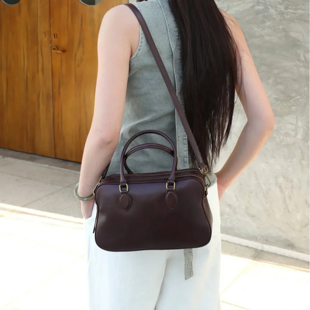 Casual Fashion Retro Handbag Single Shoulder Women's Bag Personality Bowling Boston Bag Simple Leather Handbag with Mobile Pocke