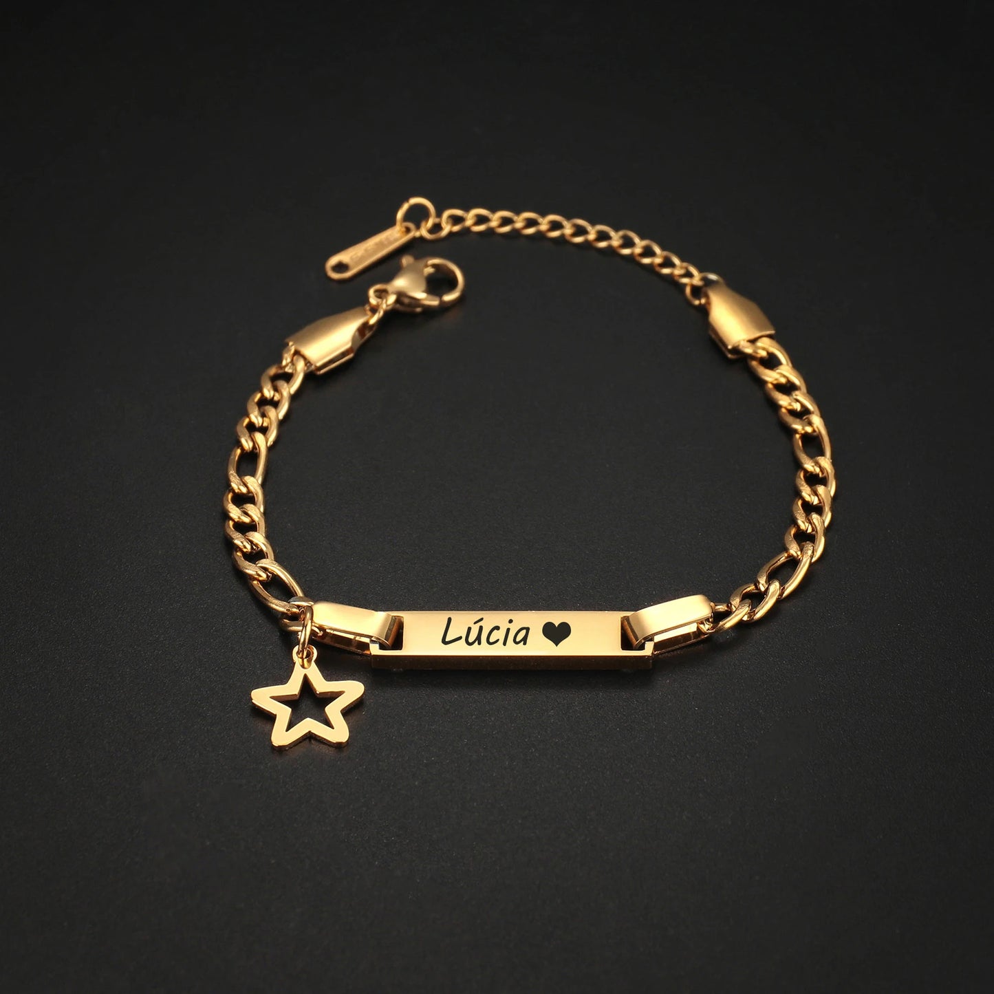 Atoztide Personalized Engrave Name Bracelet For Women Mother Kids Stainless Steel Heart Adjustable Figaro Chain Jewelry Gift