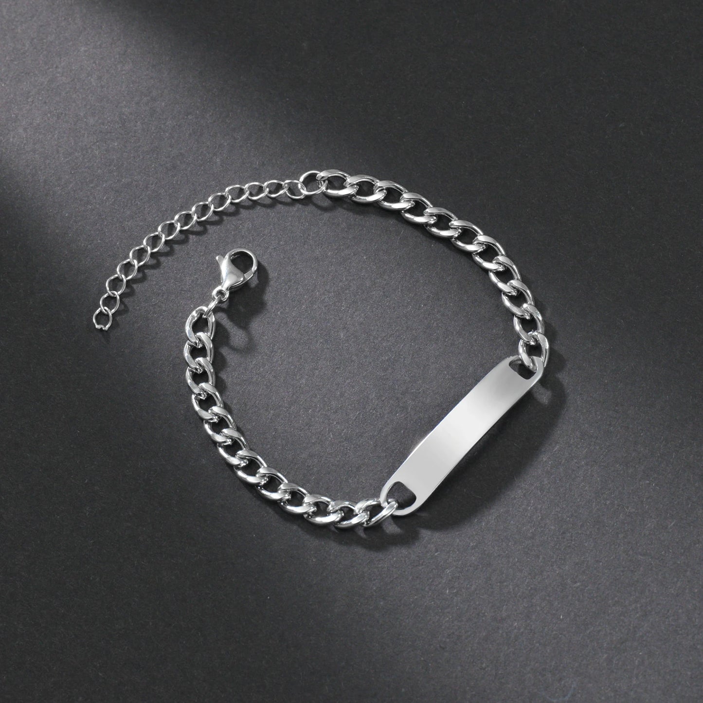 Akizoom Punk Engrave Name Custom Bracelets Gold Color Stainless Steel Thick Hand Chain Customized Couple Men Women Jewelry Gift