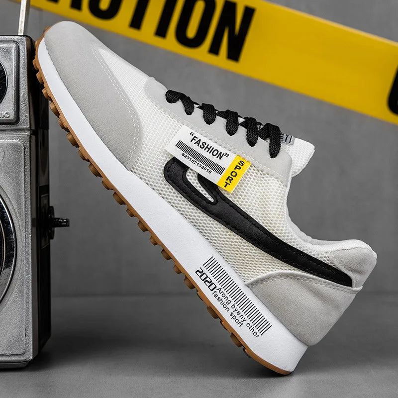 High Quality Casual Men's Sports Sneakers Factory Supplied for All Seasons-Summer Spring Winter Autumn. Minimum order 2