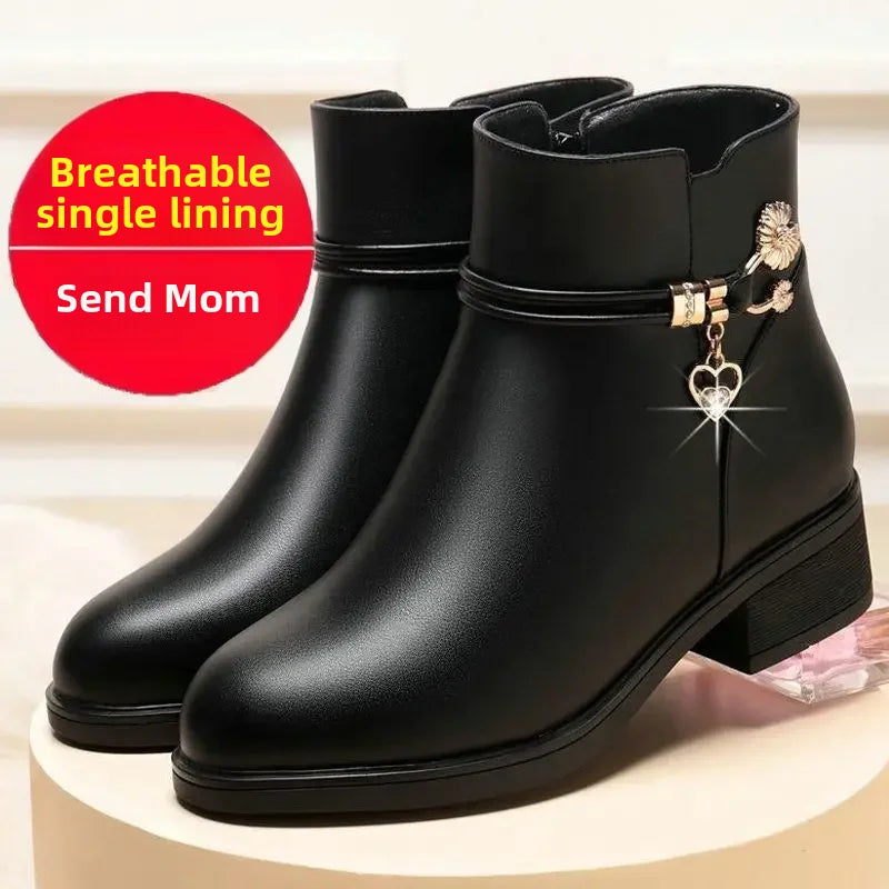 Winter Boots Women's Waterproof Warm Leather Mother Cotton Boots Fashion Black Mid Heel Plush Snow Boots Soft Sole Short Boot